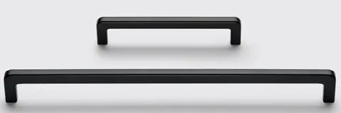 #226 - Schwarz gepulvert